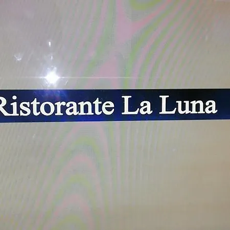 La Luna Oda ve Kahvaltı *
